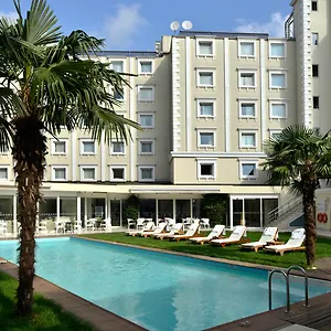 By Ihg 5* Estambul